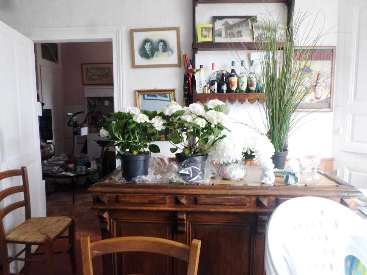 La Chapelle-sous-Brancion Les Marronniers B&B 외부 사진